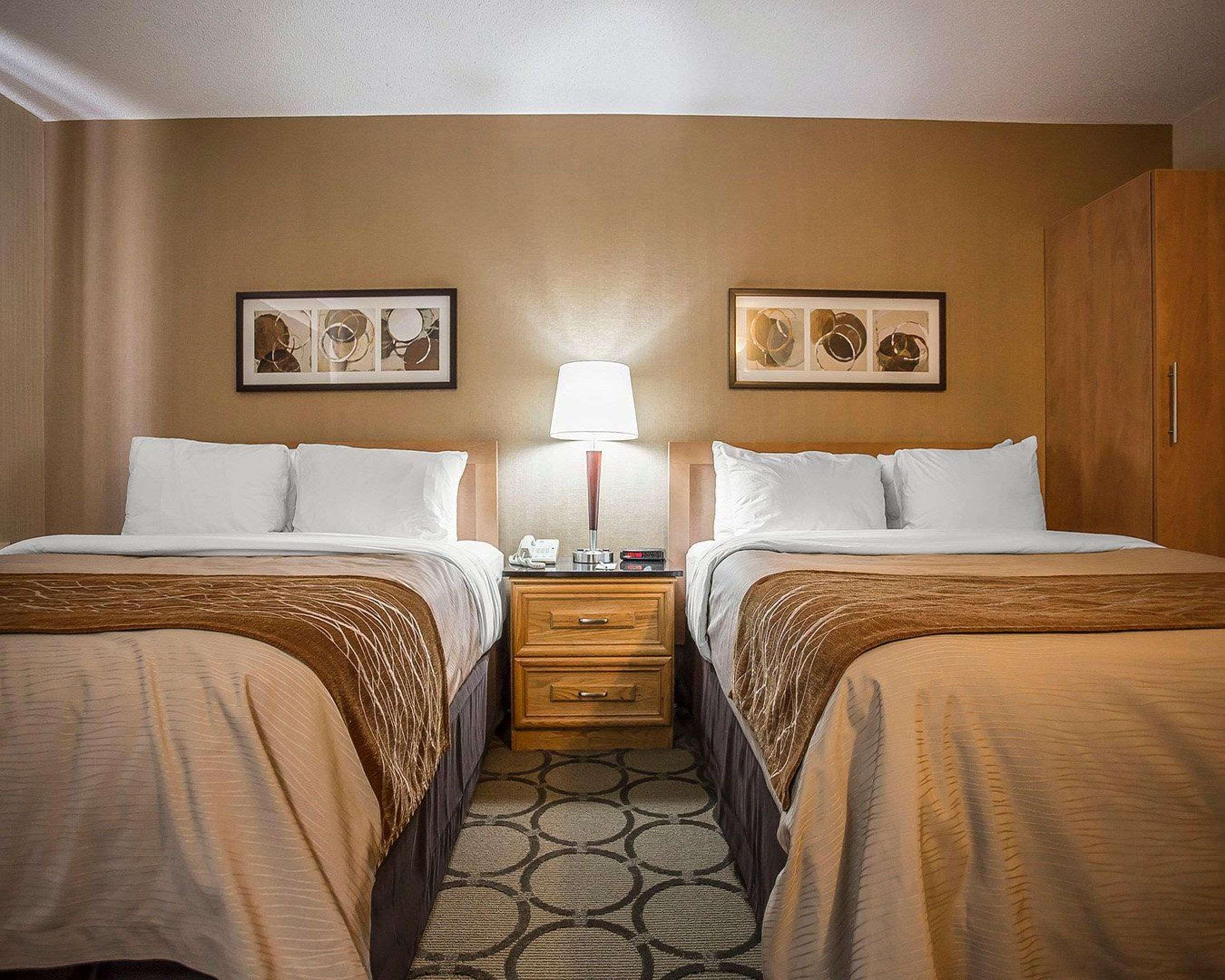 Comfort Inn Гатіно Екстер'єр фото