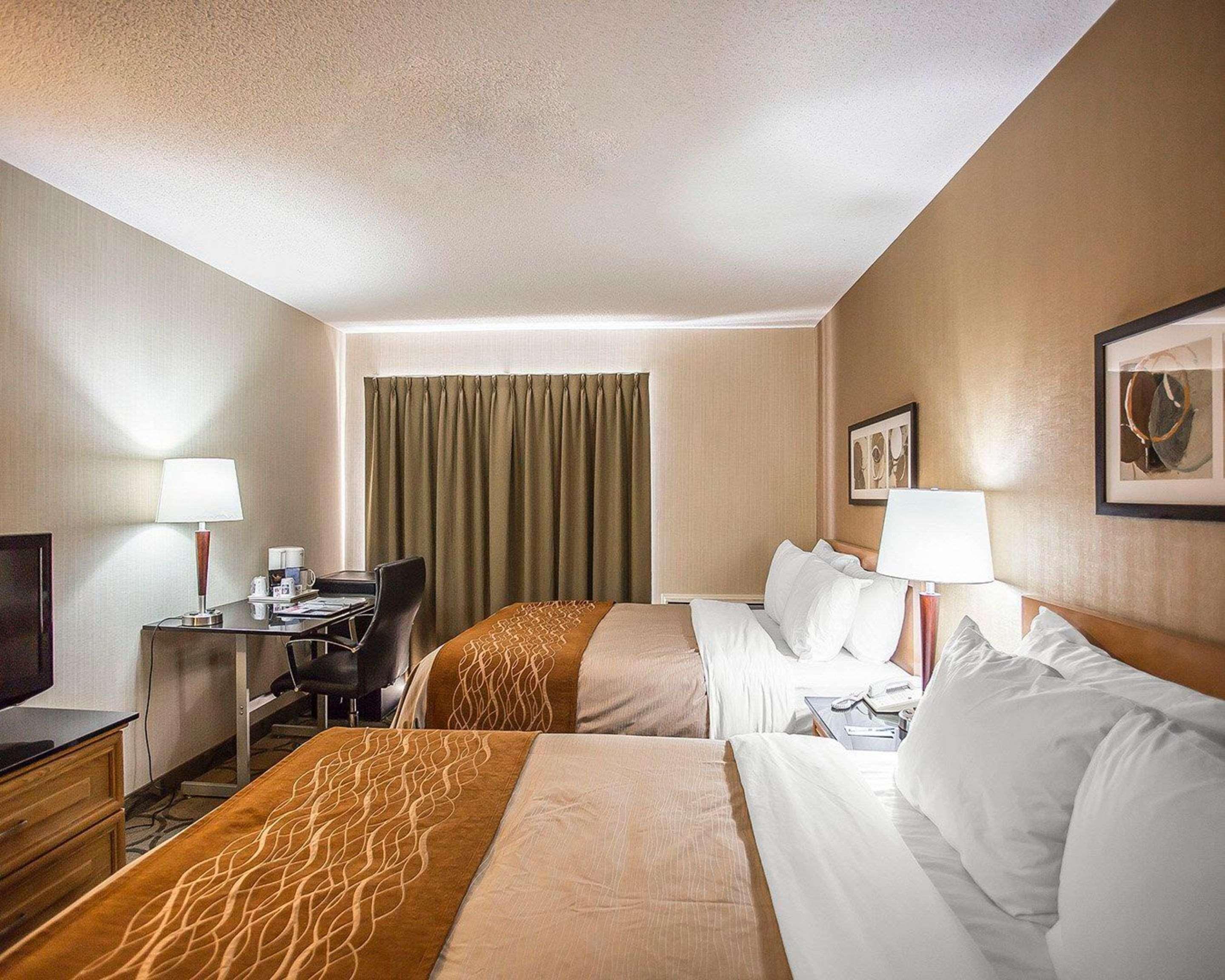 Comfort Inn Гатіно Екстер'єр фото