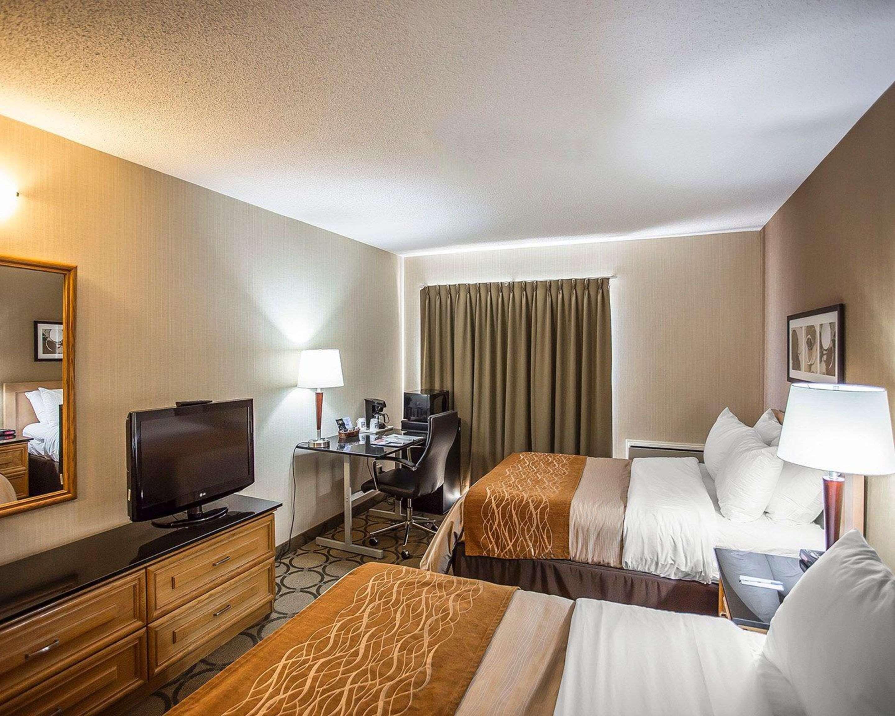 Comfort Inn Гатіно Екстер'єр фото