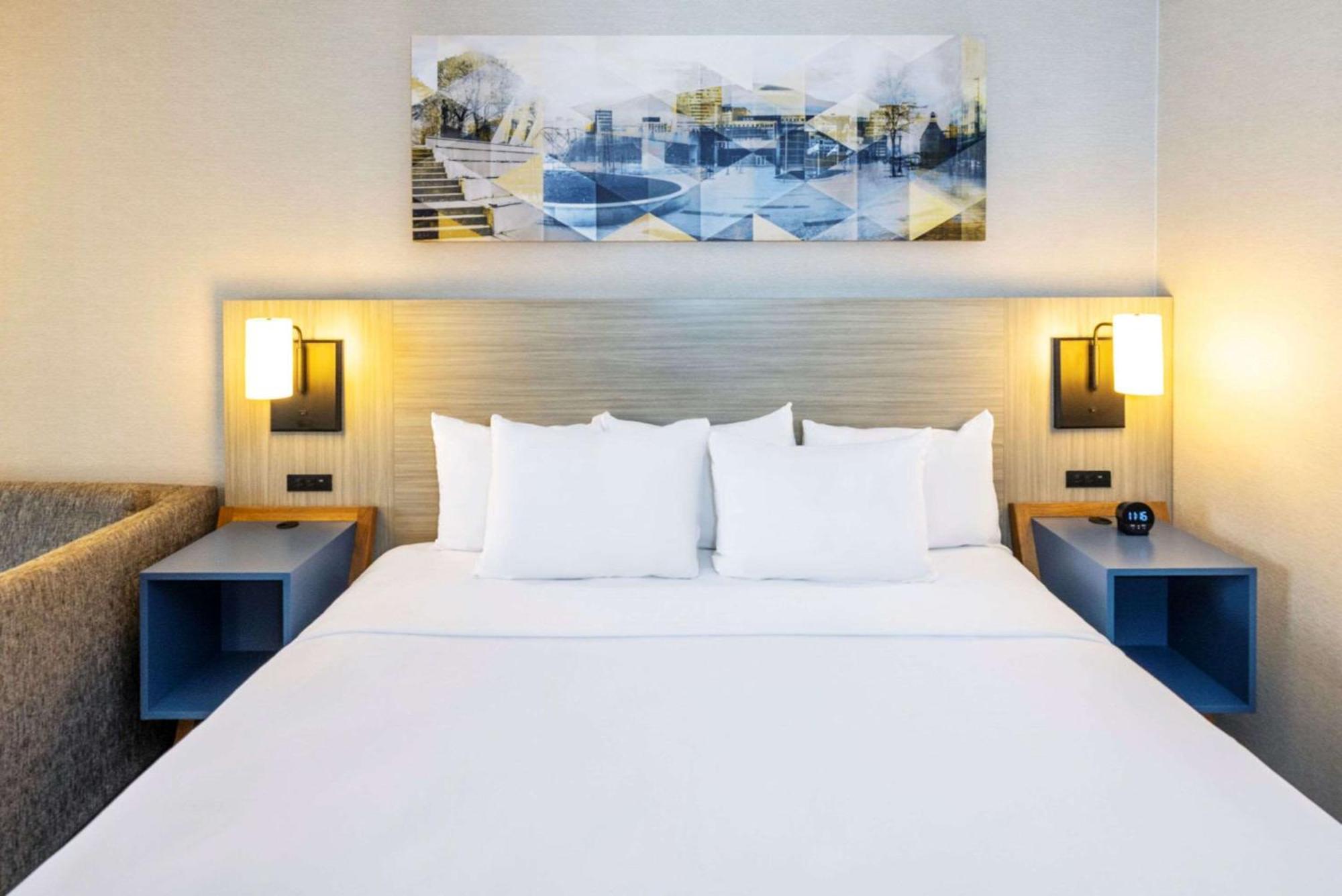 Comfort Inn Гатіно Екстер'єр фото