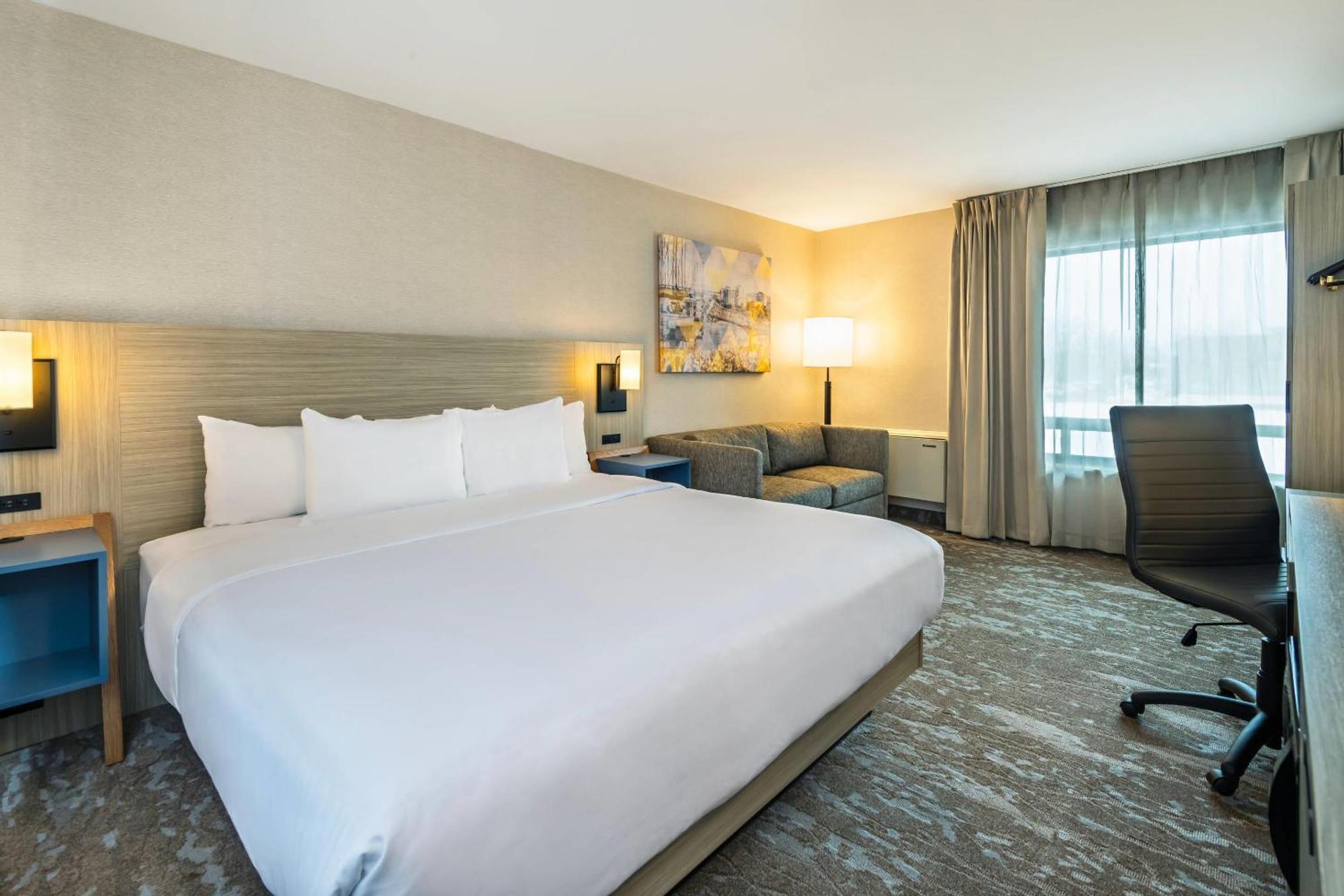 Comfort Inn Гатіно Екстер'єр фото