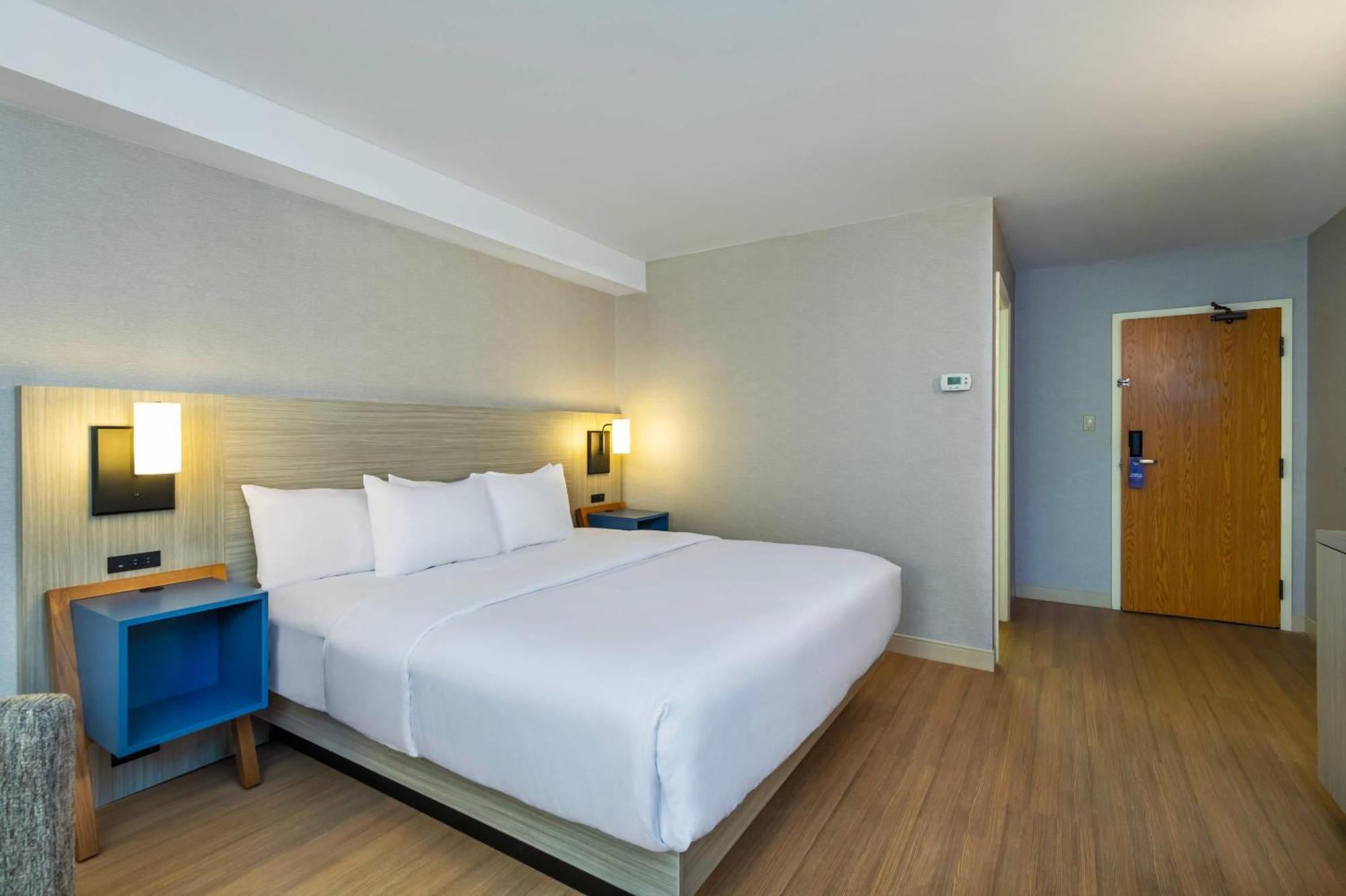 Comfort Inn Гатіно Екстер'єр фото
