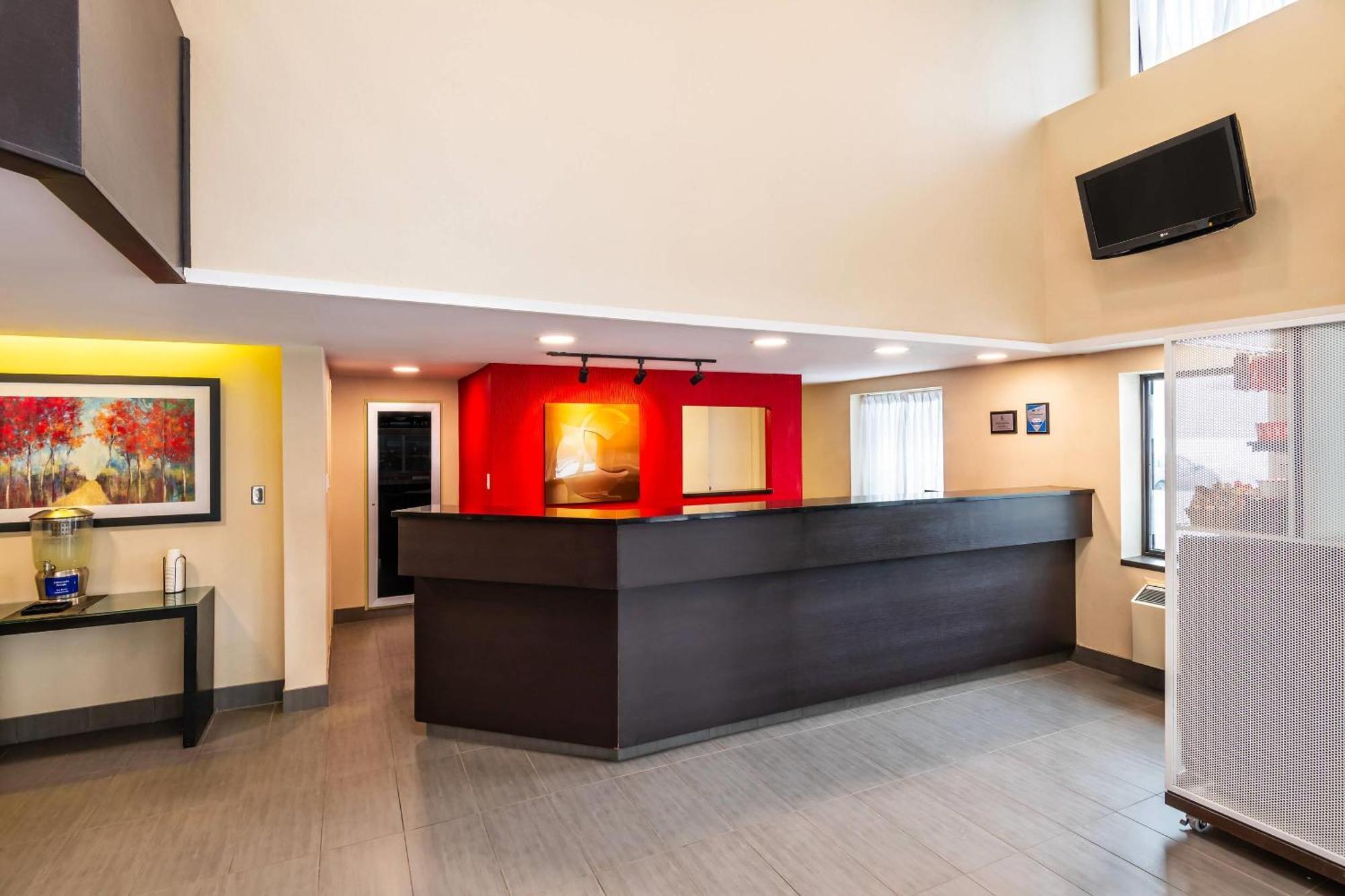 Comfort Inn Гатіно Екстер'єр фото
