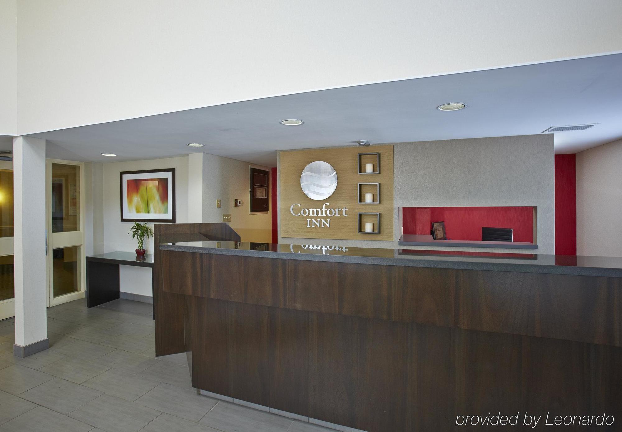 Comfort Inn Гатіно Екстер'єр фото